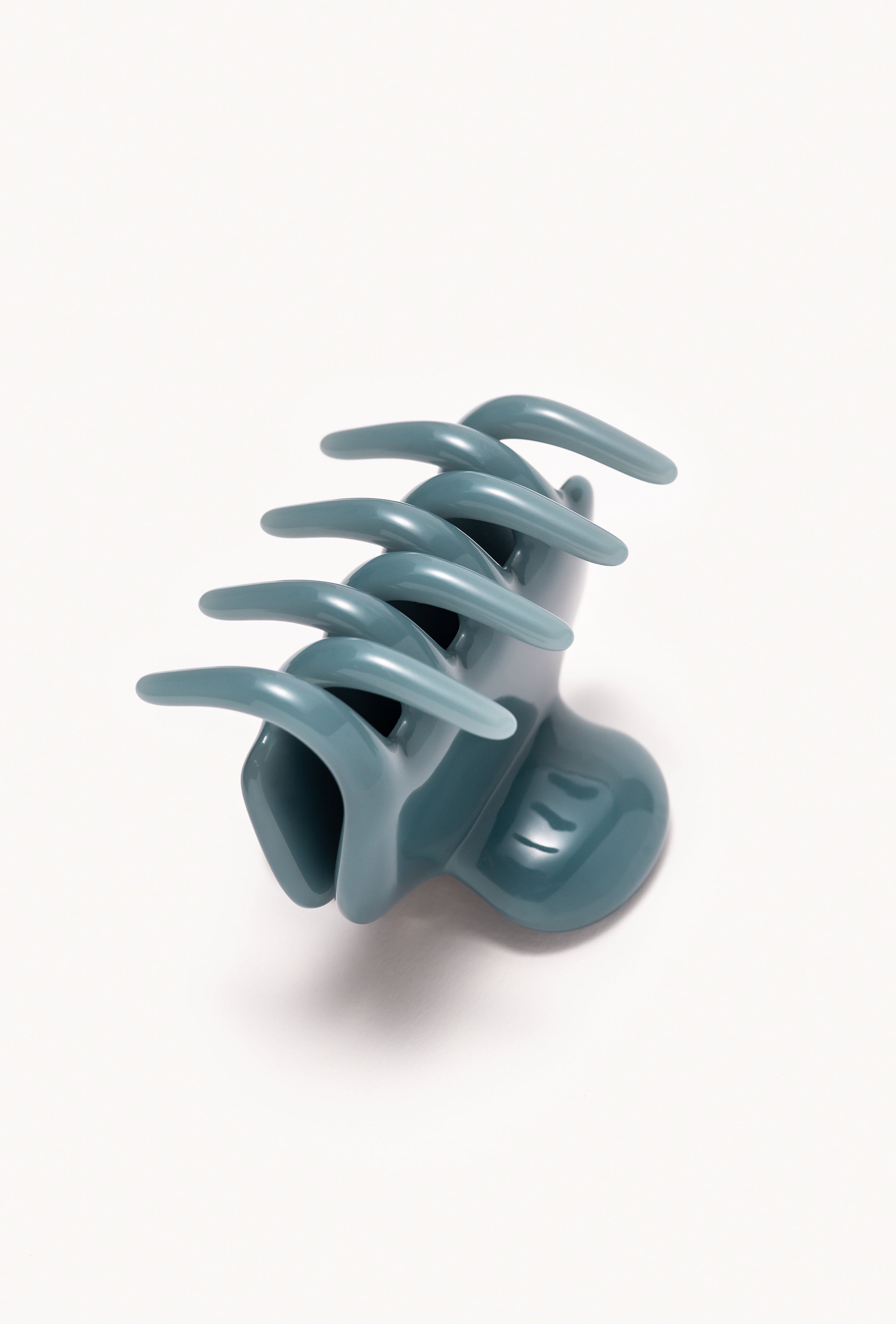 No. 5 Claw Clip - Lake – Undo Hairware