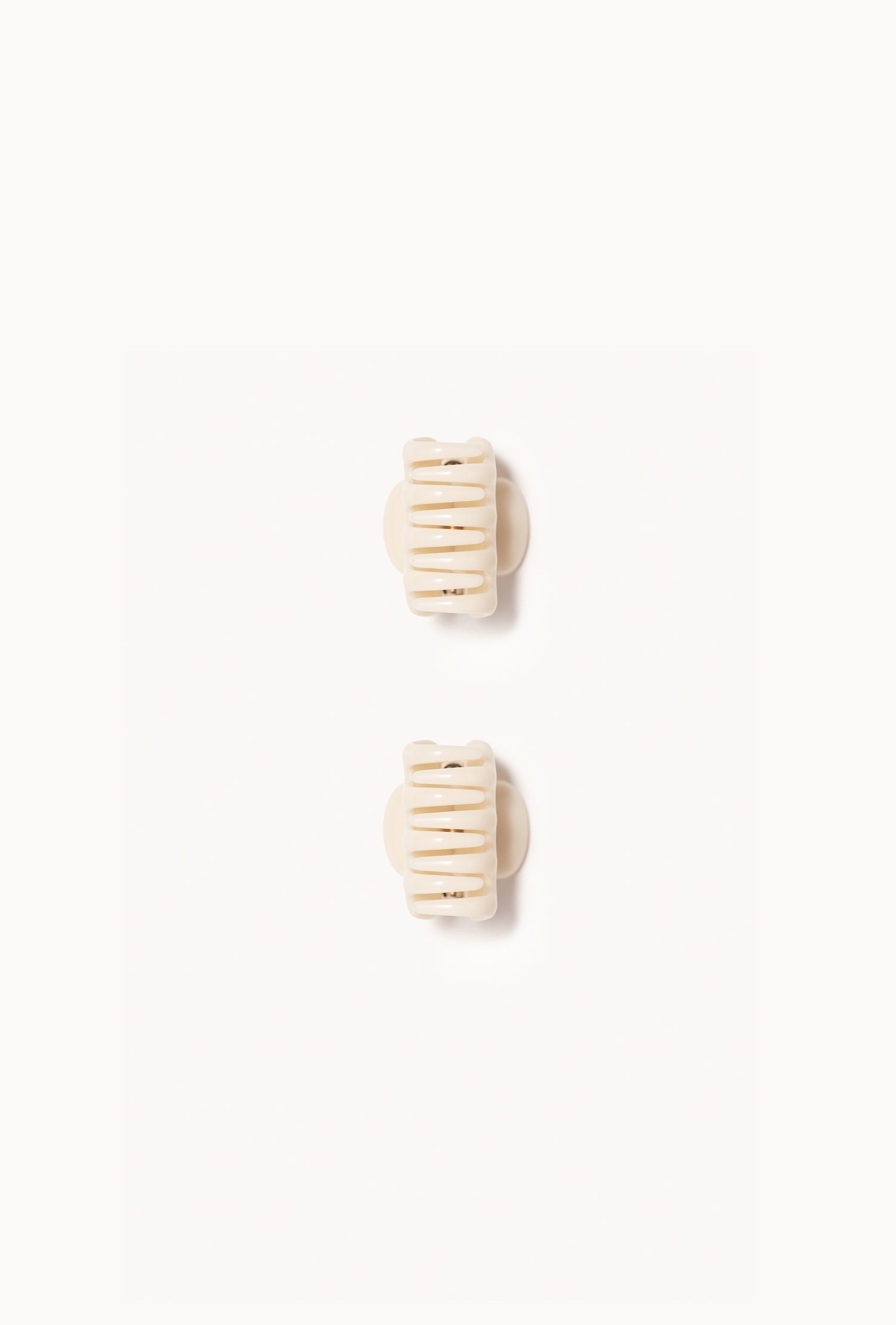 UNDO Hairware No. 4 Claw Clip in Pale Blue